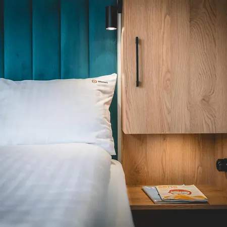 Nyaraló Rresort Homes - Heated Swimming Pool & Sauna Rewal
