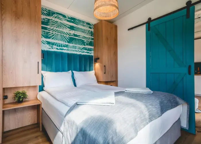 Rresort Homes - Swimming Pool & Sauna Дом отдыха